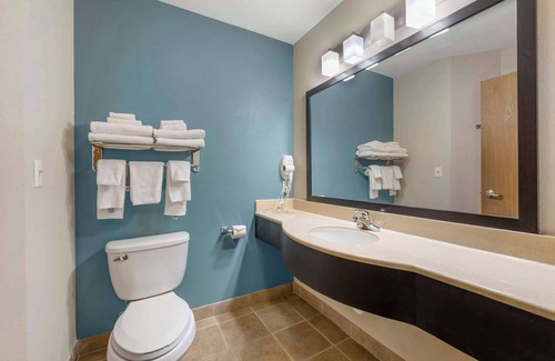 Hays Hotel | Sleep Inn & Suites Hays I-70
