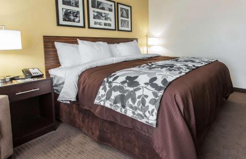 Lincoln Hotel | Sleep Inn & Suites Lincoln University Area