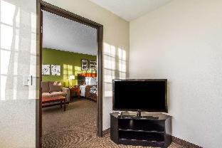 Pleasant Hill Hotel | Sleep Inn & Suites Pleasant Hill - Des Moines
