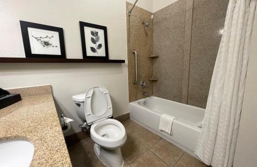 Crestline Heights Hotel | Sleep Inn & Suites
