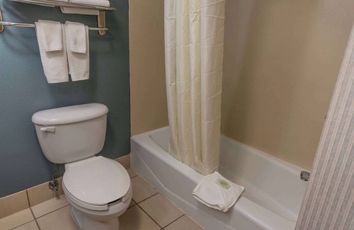 Evansville Hotel | Sleep Inn & Suites