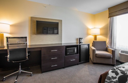 Hannibal Hotel | Sleep Inn & Suites