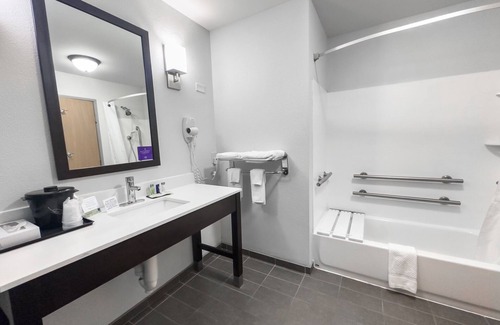 Washington Hotel | Sleep Inn & Suites Washington near Peoria