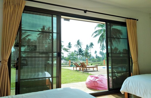 Laem Ngop House | Sleep Soundly By The sea