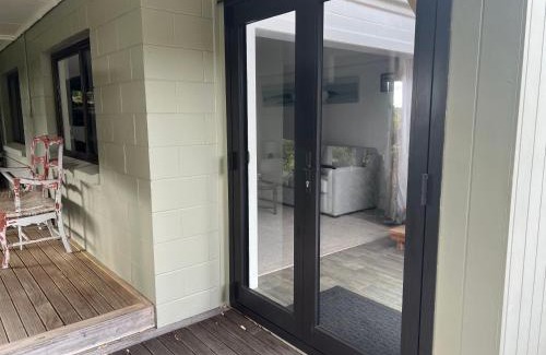 Kerikeri House | Sleep with the Kiwis in Doves Bay