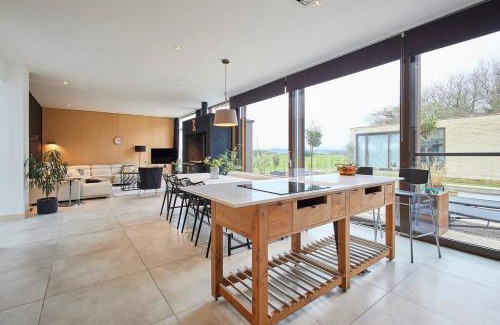 Potter Brompton House | Sleeper Cottage