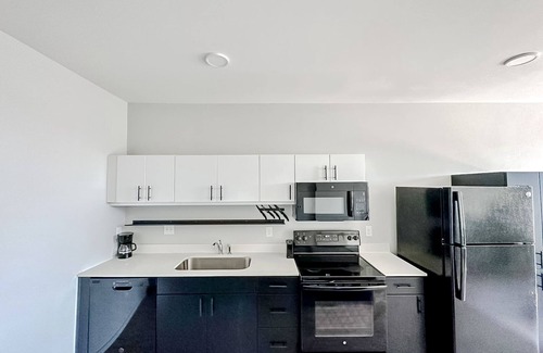 Downtown Omaha Apartment | Sleepover: Classic 1BD/1BA + Gym - Downtown Omahan