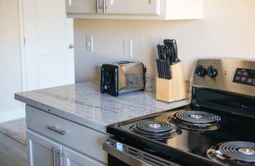 Oklahoma City Apartment | Sleepover: Dashing 1BD/1BA + Balcony - OKCn