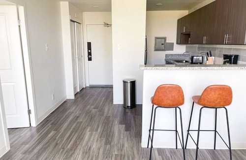 Avondale Apartment | Sleepover: Elegant 1BD/1BA + Gym - Cincinnatin