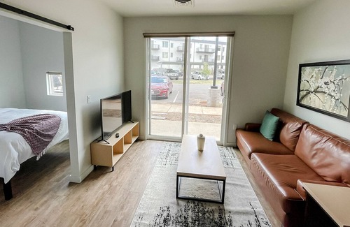 Bowling Green Apartment | Sleepover: Graceful 1BD/1BA - Bowling Green
