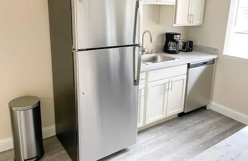 Oklahoma City Apartment | Sleepover: Impressive 1BD/1BA + Gym & Pool - OKCn