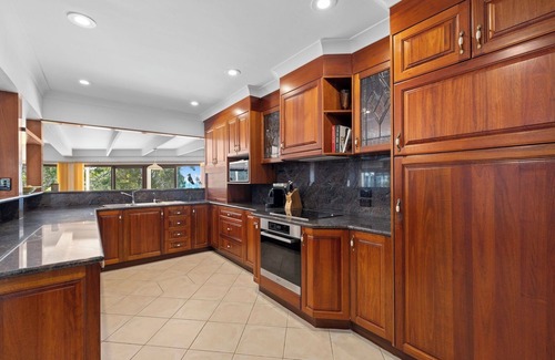 Coffs Harbour Apartment | Sleeps 15, Beachfront Reserve, Amazing Views