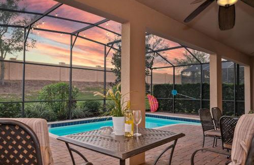 Davenport House | Sleeps 15 + Heated Pool+ Lazy River + Game room