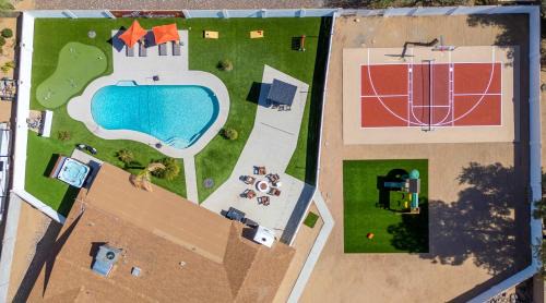 Deer Valley House | Sleeps 18 Private Pool & Hot Tub Playground