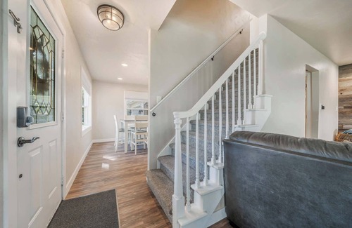 Brillion House | Sleeps 20 * 4,400 Sq Ft * Indoor Heated Pool