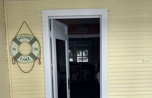 Kalamazoo House | Sleeps 6 - Reduced rates for October through April!