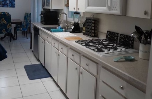 Casselberry House | Sleeps 8-3 Bedrooms 2 Full Bathroms+Gameroom your perfect vacation home!