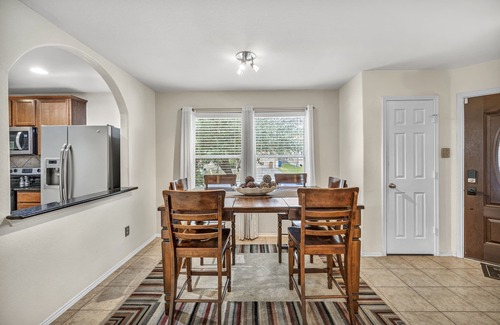 Manchaca House | Slice of Austin located just 15 mins from downtown in a quiet and safe community