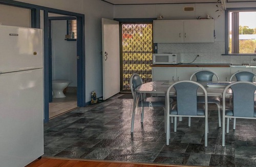 Lake Wangary House | Slikton Coffin Bay - an Esplanade property with a great view at a great price.