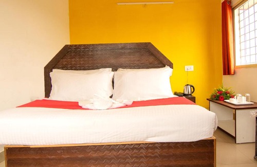 Bengaluru Hotel | SLNS RESIDENCY