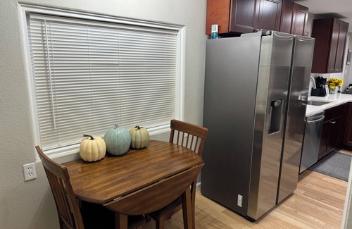 Lakewood House | Sloans lake bungalow close to Broncos stadium and downtown close to mountains
