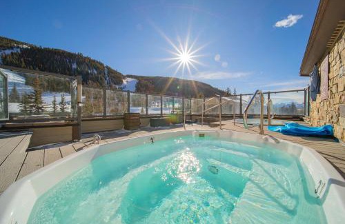 Mountain House House | Slopeside 2770A by SummitCove Lodging