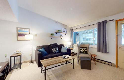 Sunday River Area Apartment | SlopeSide Escape