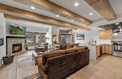 Steamboat Springs Condo | Slopeside, Ski-in, Pool, Hot Tub, A/C in summer, Elevator, Ski Locker, W/D