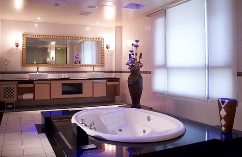 Zhonghe Hotel | SLV Hotel Group - SLV Business Hotel