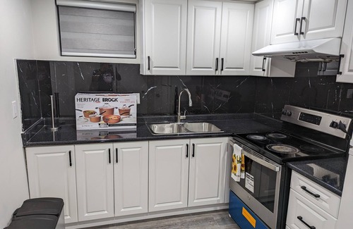 Brampton House | Small 2-bedroom basement apartment with kitchenette