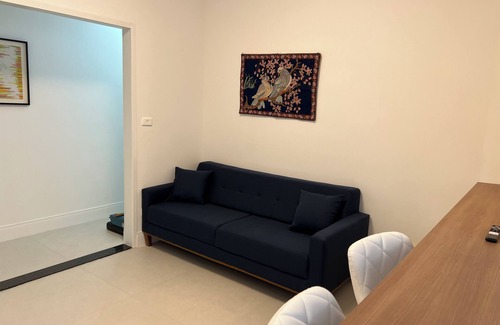Paraiso Apartment | Small apartment subway paradise