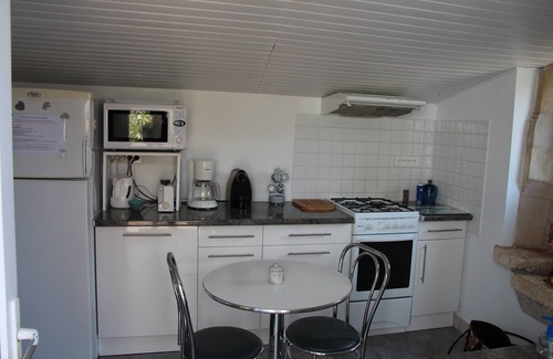 Thaims Cottage | Small Charentaise house with garden. Calm and relaxation guaranteed