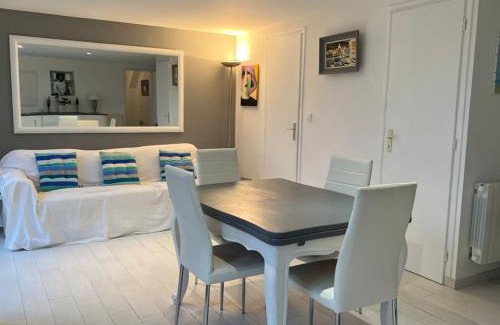 Le Touquet-Paris-Plage House | Small cottage for 4 people nestled in the heart of the dunes of Le Touquet