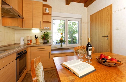 Luetow Apartment | Small cottage on the forest and hunting lodge - Forest & Jagdgut