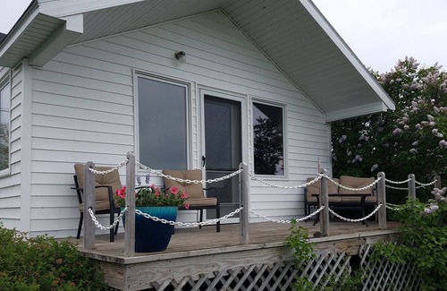 Copper Harbor Cottage | Small Cottage on the water