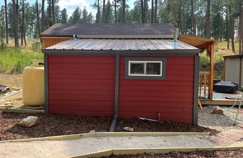 Custer Cabin | SMALL COZY CABIN ON PRIVATE PROPERTY