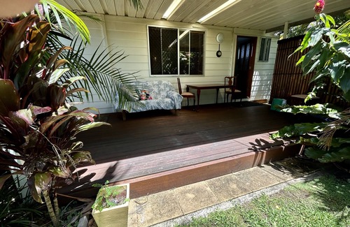 Forster House | Small cute comfy home. Private and close to town and lake.