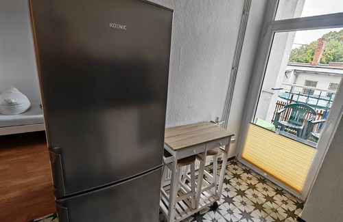 Zeitz Apartment | Small flat in Zeitz near indoor swimming pool