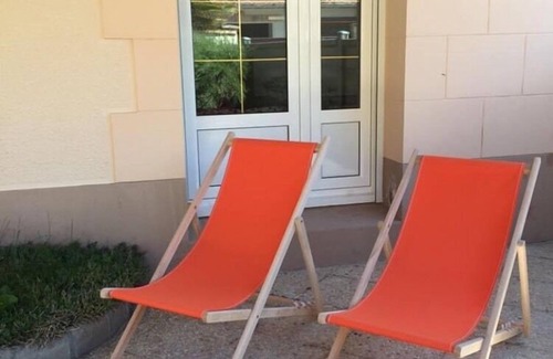 Benerville-sur-Mer House | Small house near the beach