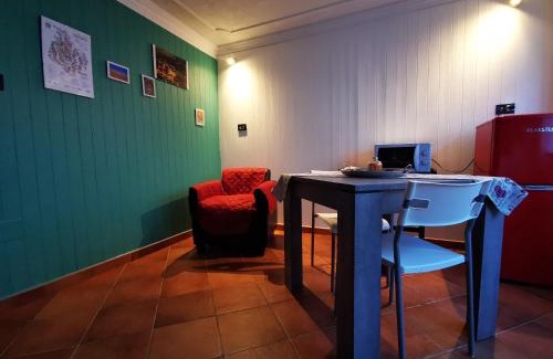 Fontanile Apartment | Small House Monferrato
