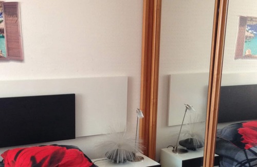 Pouilly Apartment | small paradise with terrace large swimming pool in peace 10 minutes from the historic center