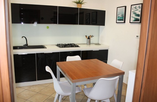 Marina di Carrara Apartment | SMALL PENTHOUSE SEA VIEW MOUNTAINS IN MARINA DI CARRARA 100 MT FROM THE SEA
