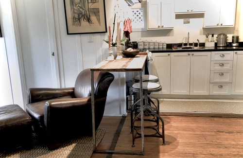 Stinson Beach Cottage | Small rustic cottage with garden