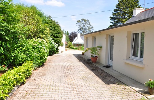 Gouesnach Cottage | Small, semi-detached, quiet et mod cons house in countryside, 4km from Benodet