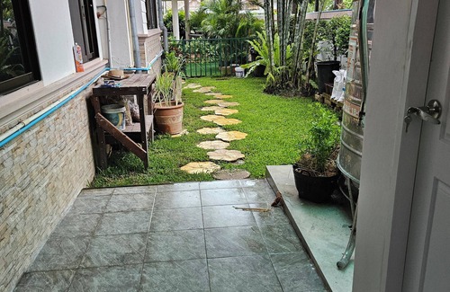 San Sai House | Small separate 1 BR, air conditioned house with swimming pool.