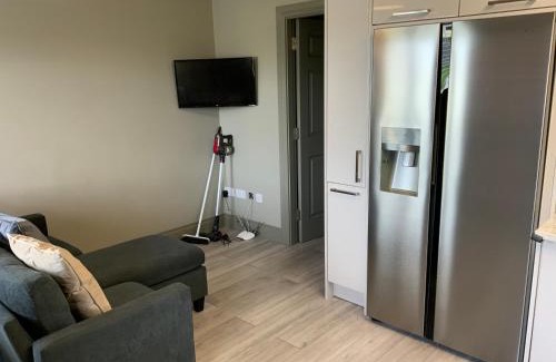 Roscoe Apartment | Small,smart,tidy 2 bed apartment
