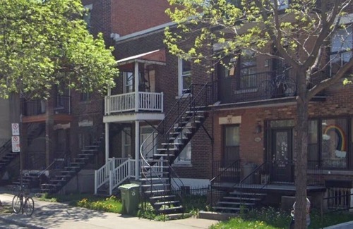 Ahuntsic-Cartierville Apartment | Small studio for workers
