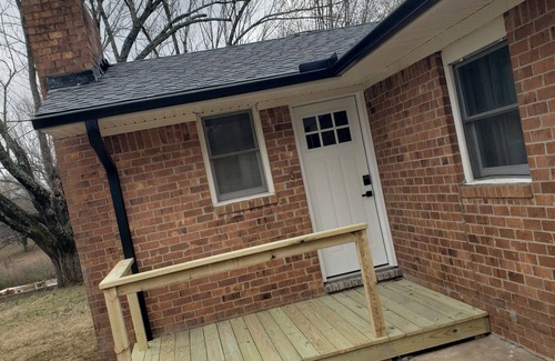 Pocahontas House | Small Town Getaway, a roomy updated home! Your new favorite place to stay!