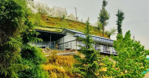 Theog House | Small Victories Mountain Stay