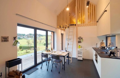Immerath Apartment | Smalldesignhouse-sauna und Garten im Vulkankrater